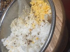 -宣威年猪饭·二十年云南家常菜·特色小炒肉·春季鲜花野菜上新(尚邻雅苑店)