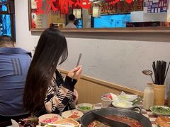 -赵美丽重庆火锅(西安直营总店)