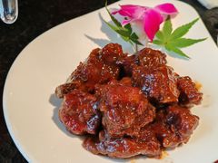 -河畔春天时尚餐厅