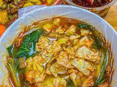 -二钢串叔麻辣烫(华龙大厦店)