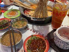 -大芊金重庆串串火锅(南京路店)
