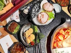 -湊湊火锅·茶憩(打浦桥日月光店)