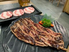 牛仔骨-韩满园· 甄选韩式烤肉