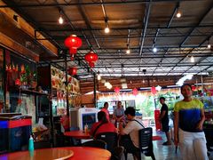 -大树下海鲜饭店