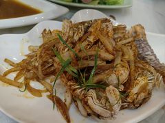 -覃记海鲜美食餐厅