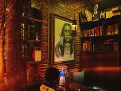 -城墙外BAR