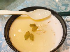 手工自制酸奶-巴扎美食·新疆菜·西域歌舞表演餐厅(新疆大厦店)