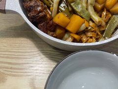 -内蒙焖面大盆骨餐馆(山大路店)