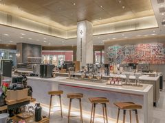 自助取餐区-星巴克臻选(深圳龙华红山天虹店)