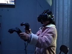 -VR 间客漫·PS电玩·虚拟现实包间游戏电竞(街道口店)