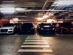 -兴业太古汇·停车场