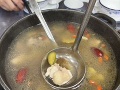 -盛得农家美食·无花果浸鸡·古法烧鸡·竹筒饭(白水寨森林海店)