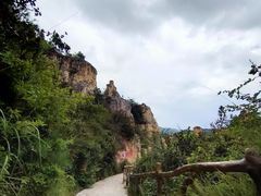 -彩色沙林风景区