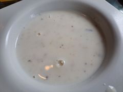 鸡肉菌菇浓汤-豪客来牛排(府河店)