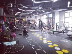-豪思成DK健身私教连锁(凯乐国际店)