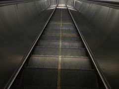 -汉中路(地铁站)