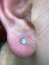 -苏针艺纹身·穿孔饰品