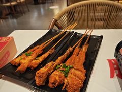 -肥肥虾庄·金牌油焖大虾(汉口城市广场店)