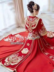 -Lady  Jane高端婚纱礼服馆