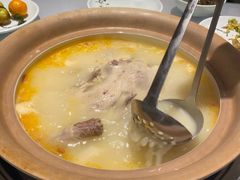 酸萝卜老鸭锅-gleeglee乐溢亦茶(合生汇店)