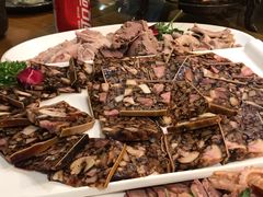 -大宝全猪馆(南京路店)