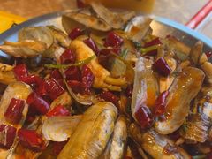 -喝丢一只鞋海鲜烧烤·海肠捞饭(东关街店)