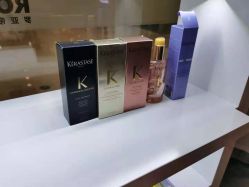 -罗亚帝造型·烫发染发