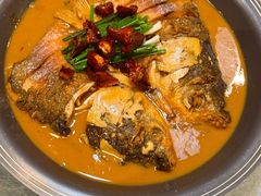 外婆秘制鱼头配大油条-小城外婆肴私房菜.十年品牌(上地店)