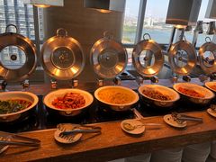 自助调料区-湖景知味西餐厅•自助餐• 轻食(南京金茂威斯汀大酒店)