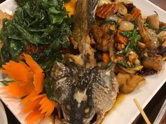 -Dang restaurant (patong phuket)