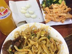 -王菊美食街·王菊面馆(总店)
