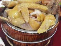 -岛中岛·海鲜大排档·万宁老字号(东澳店)