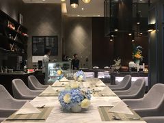 -和颐至尊酒店(上海徐家汇桂林公园地铁站店)