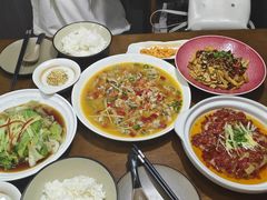 -叁煨蹄花·下饭盐帮菜(人民广场店)