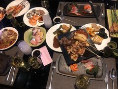 -唐拉雅秀酒店-西锦汇空中BBQ·思创餐厅
