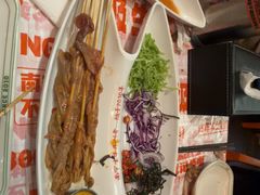 -威记烧嘢·南宁烧烤·超级生牛(绿地店)