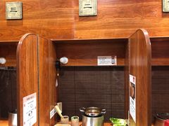 -独食火锅·半米屋台(直营总店)