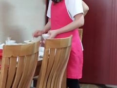 回回锅贴&nbsp;很拽的服务员-回回锅贴(小河沿店)