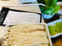 -左庭右院鲜牛肉火锅(浦江欢乐颂店)