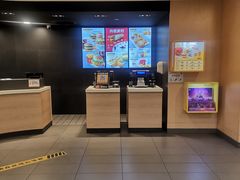 -麦当劳(石坝服务区店)