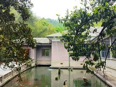 -滴水洞景区