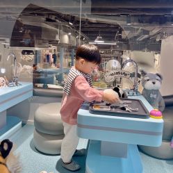 -MINI MARS KIDS CLUB亲子家庭中心(长宁天山店)