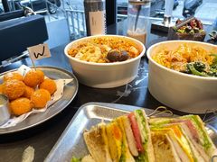 -W COLLECTIVE  DESSERT SHOP
