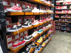 -法雅体育工厂店(皂君庙路店)