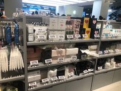 -苏宁极物(苏宁生活广场店)