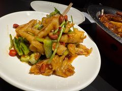 -辣尚瘾·烤鱼·新川菜(交大直营店)