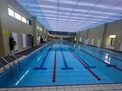 -鲸灵公元游泳中心