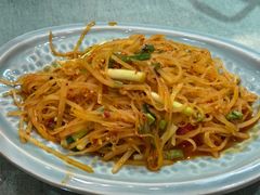 -香巴拉云南餐厅(华莱坞店)