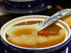 手拆长脚蟹花胶汤-原志优秀食材·匠心料理·海胆主题(金亿广场店)