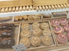 -焙丽拾光(麦凯乐直营店)